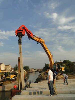 Ποιότητα  TYSIM VS400 Excavator Hammer Mounted Pile Driver / Pile Driving Hammer 2.15t εργοστάσιο