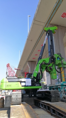 Διάμετρος 2500mm περιστροφική εγκατάσταση γεώτρησης διατρήσεων 80M υδραυλική συσσωρεύοντας τρυπώντας μηχανή KR285C σηράγγων