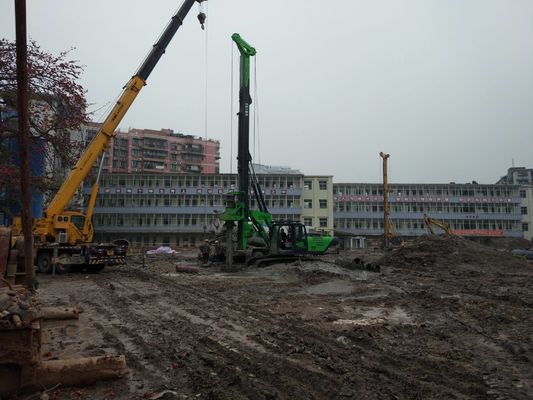 Μηχάνημα για τοποθέτηση σε σωλήνες με πιλοτική πίεση 3,9 MPa 94,3 τόνους χωρητικότητα και 150 KN.m μέγιστη ροπή για το υπόγειο τρυπάνι